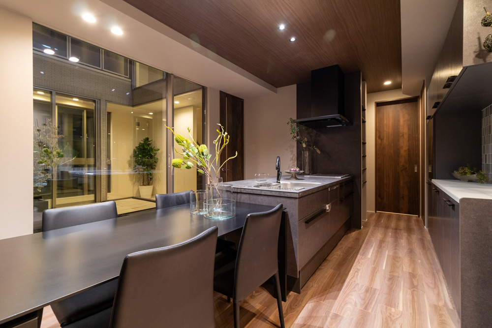 3階建て二世帯住宅|子世帯ダイニング